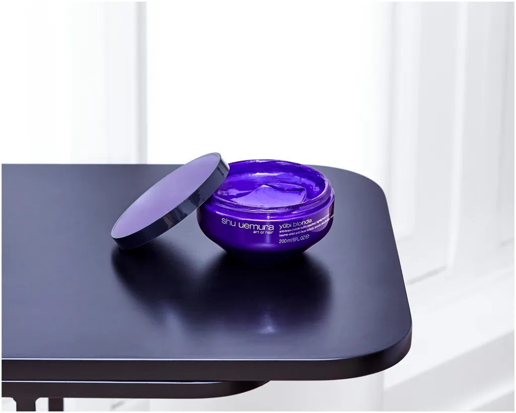 Shu Uemura Yubi Blonde Anti-brass purple balm