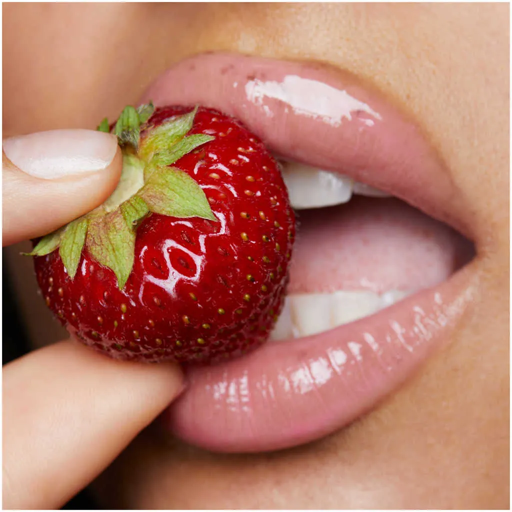 Fleeky Glowy Lip Oil - Berry Red