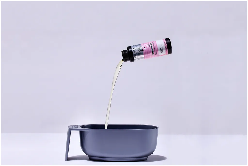 Redken Shades EQ Gloss Bonder Inside - 10GI Tahitian Sand